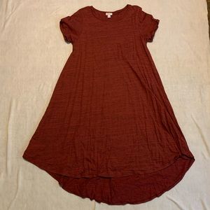 Maroon and Black Carly